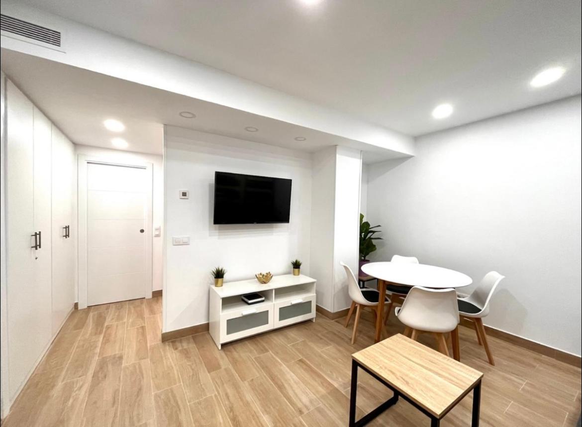 Maximilian Dreams Apartamento Madri Exterior foto